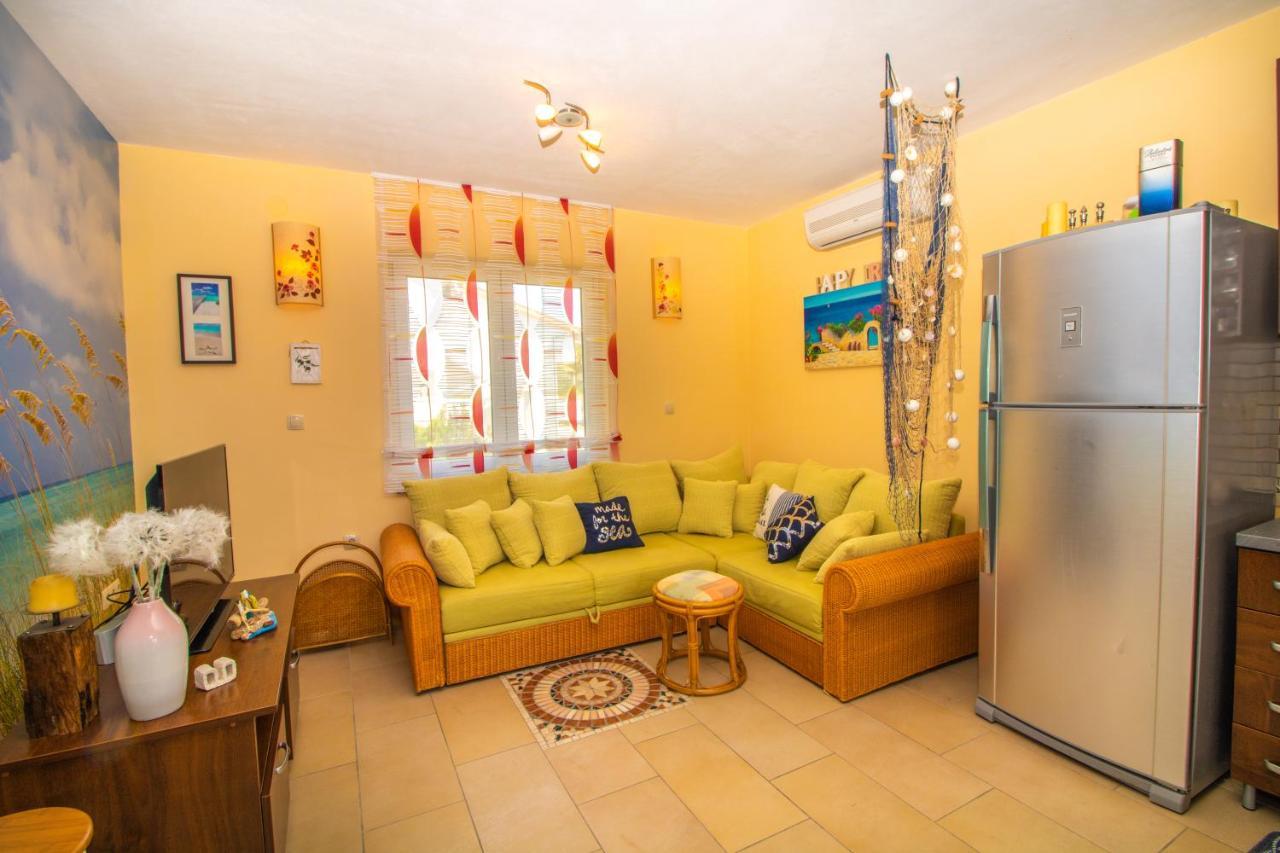 Apartments Ema & Mislav With Terrace Baska  Bagian luar foto
